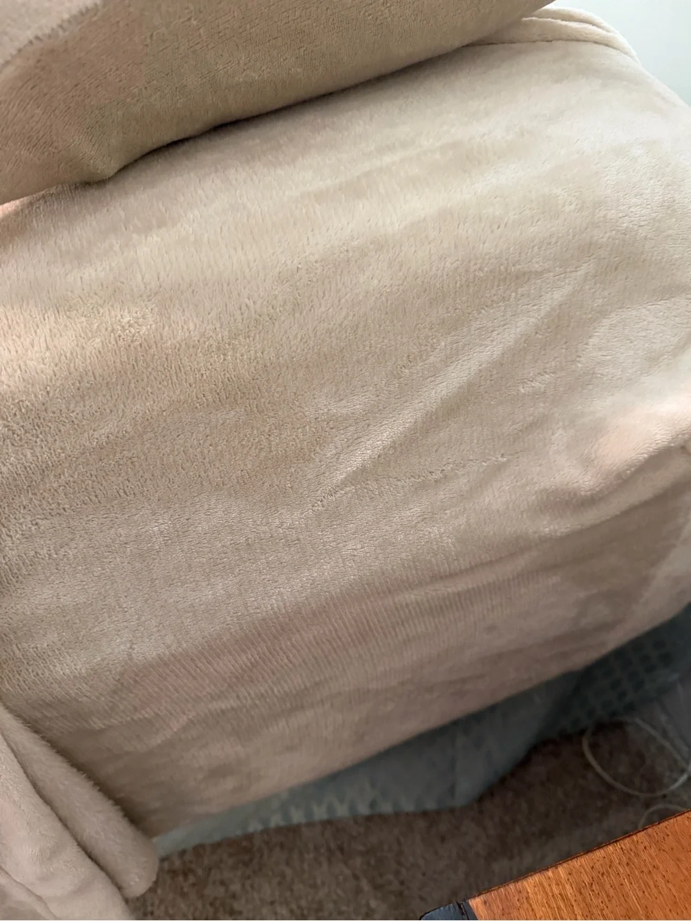 Plush Microfiber Queen Size Bed Sheet Set in Light Beige - Soft Comfort